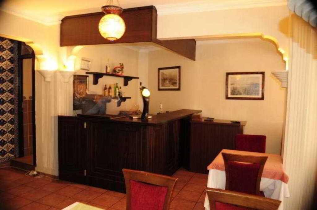 Ares Hotel Istanbul Bagian luar foto