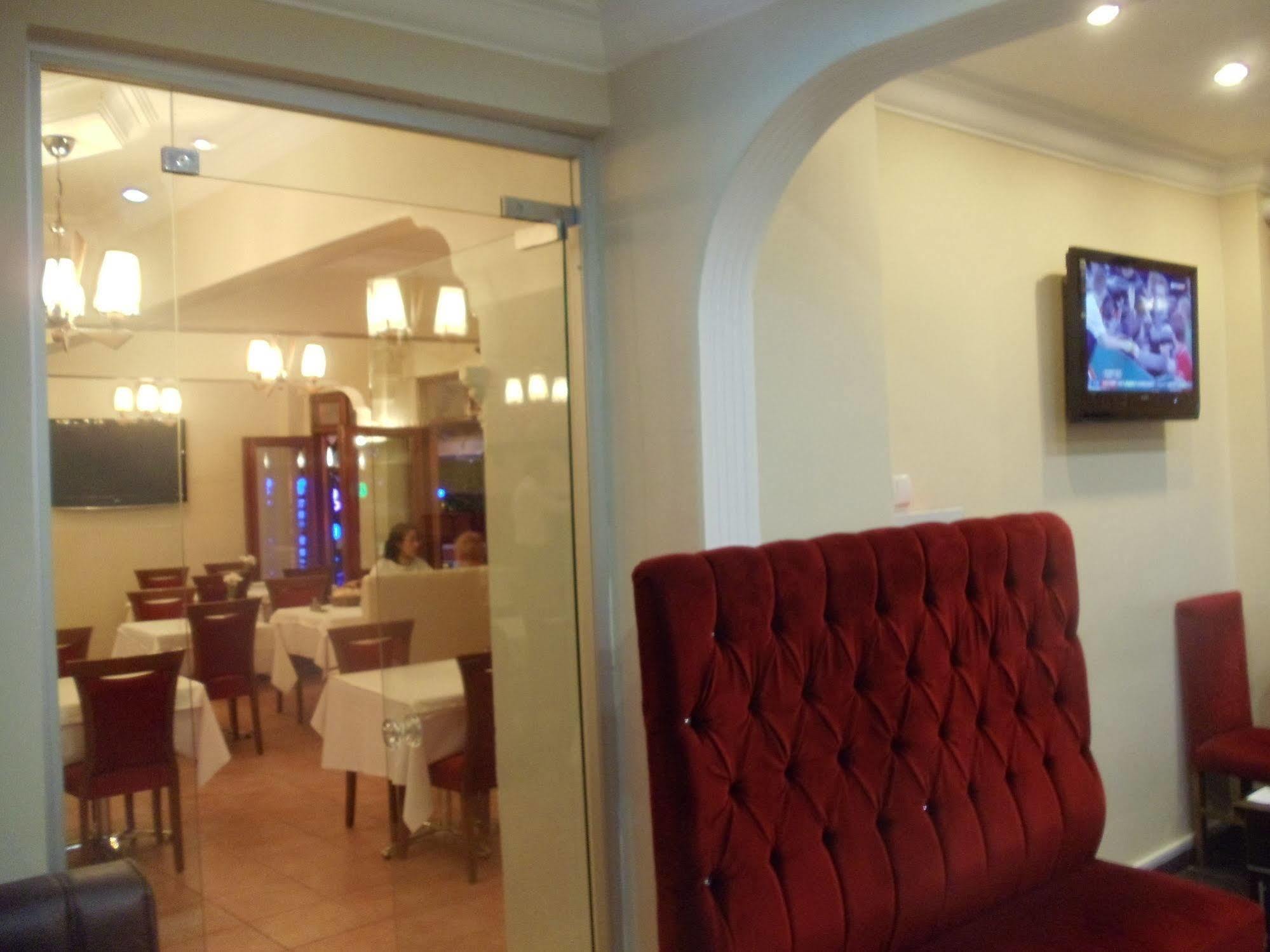 Ares Hotel Istanbul Bagian luar foto