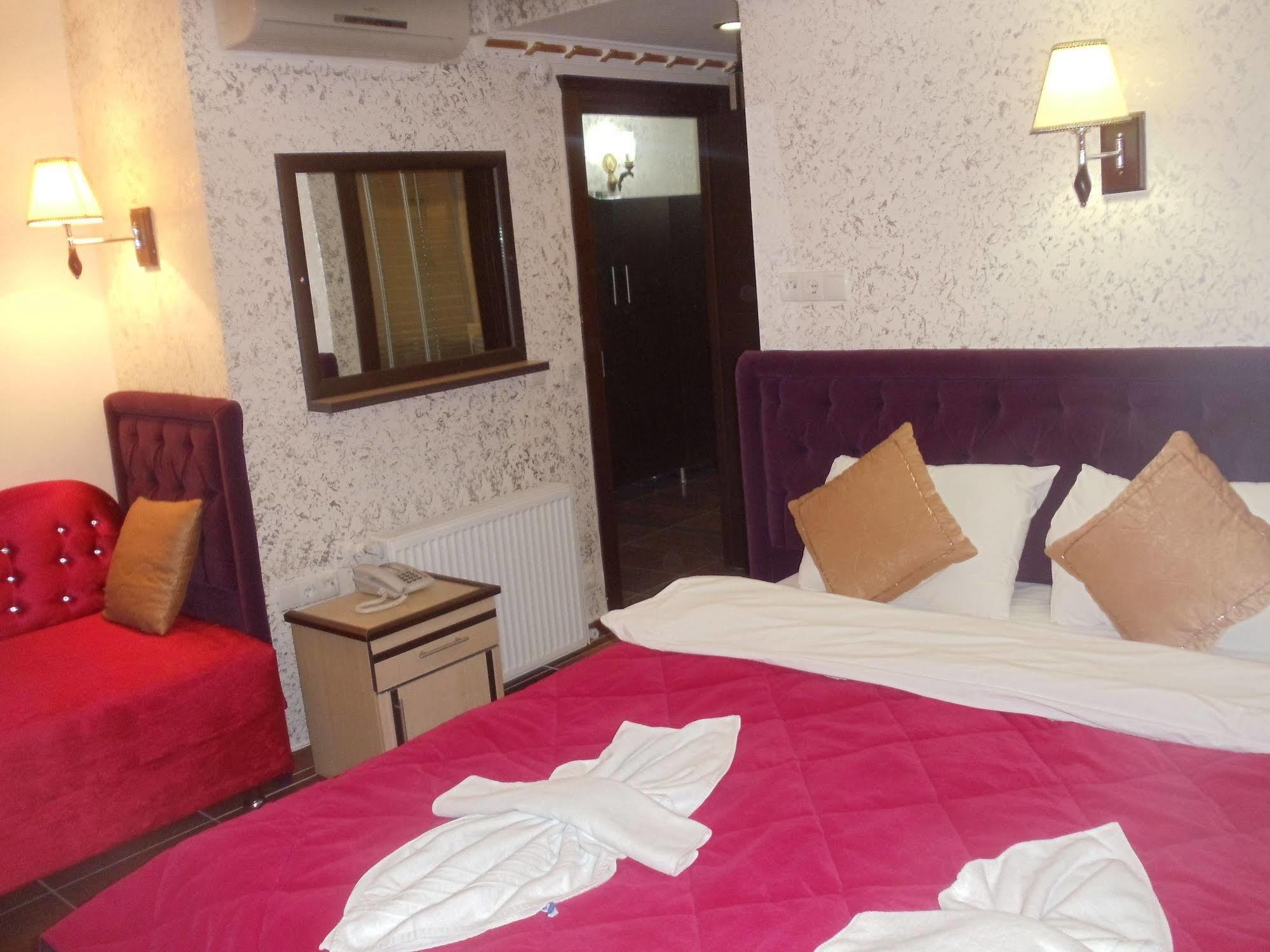 Ares Hotel Istanbul Bagian luar foto
